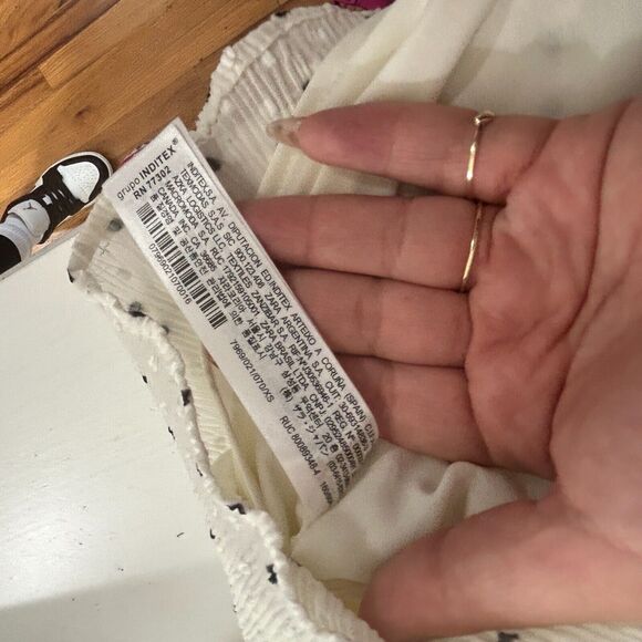 Zara Cream Black Dotted Swiss Long Sleeve 1/2 Button Collared Ruffle Hem Dress - Picture 10 of 14